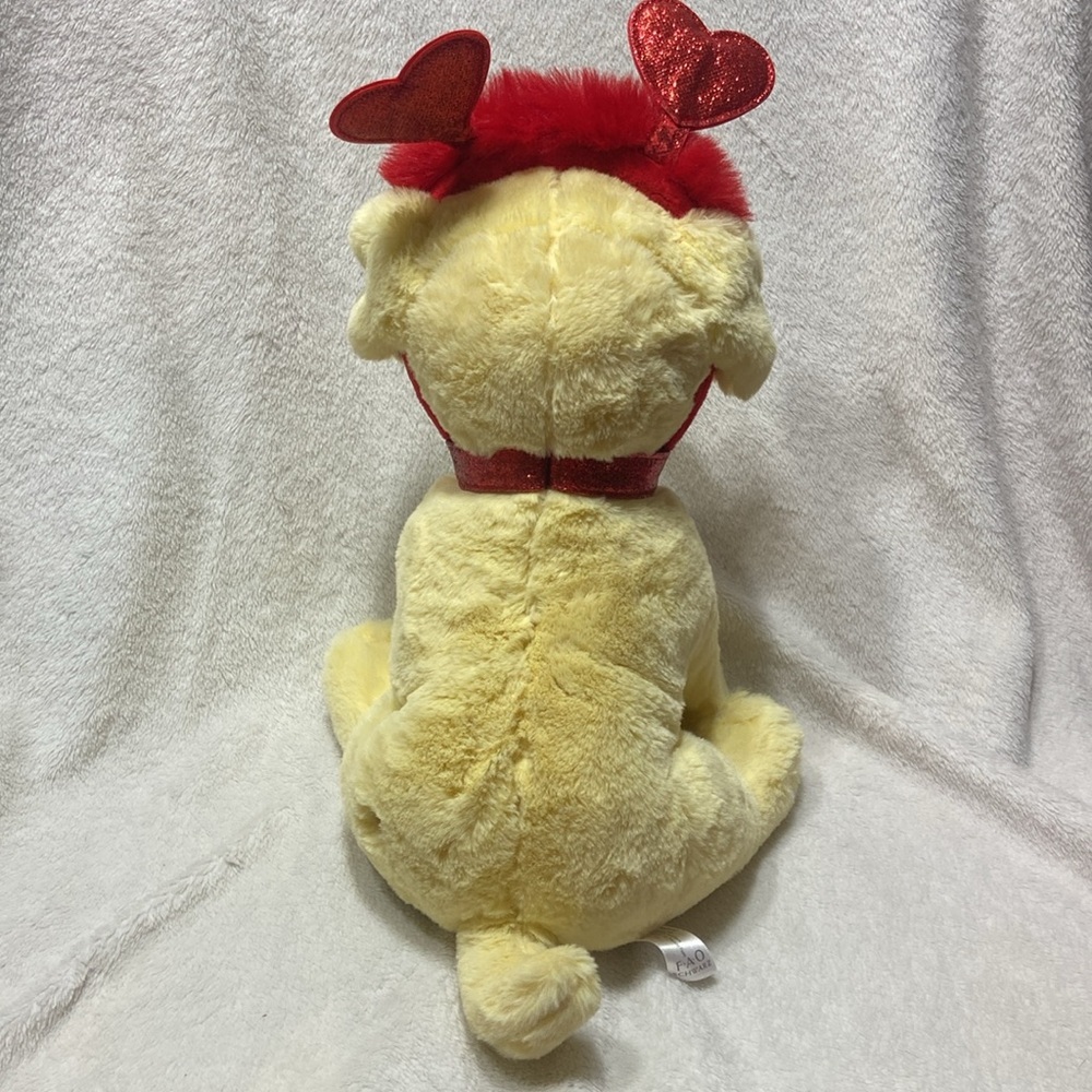 FAO Schwarz 12" Sparklers Toy Plush Labrador with Removable Red Heart Boppers - Picture 3 of 13